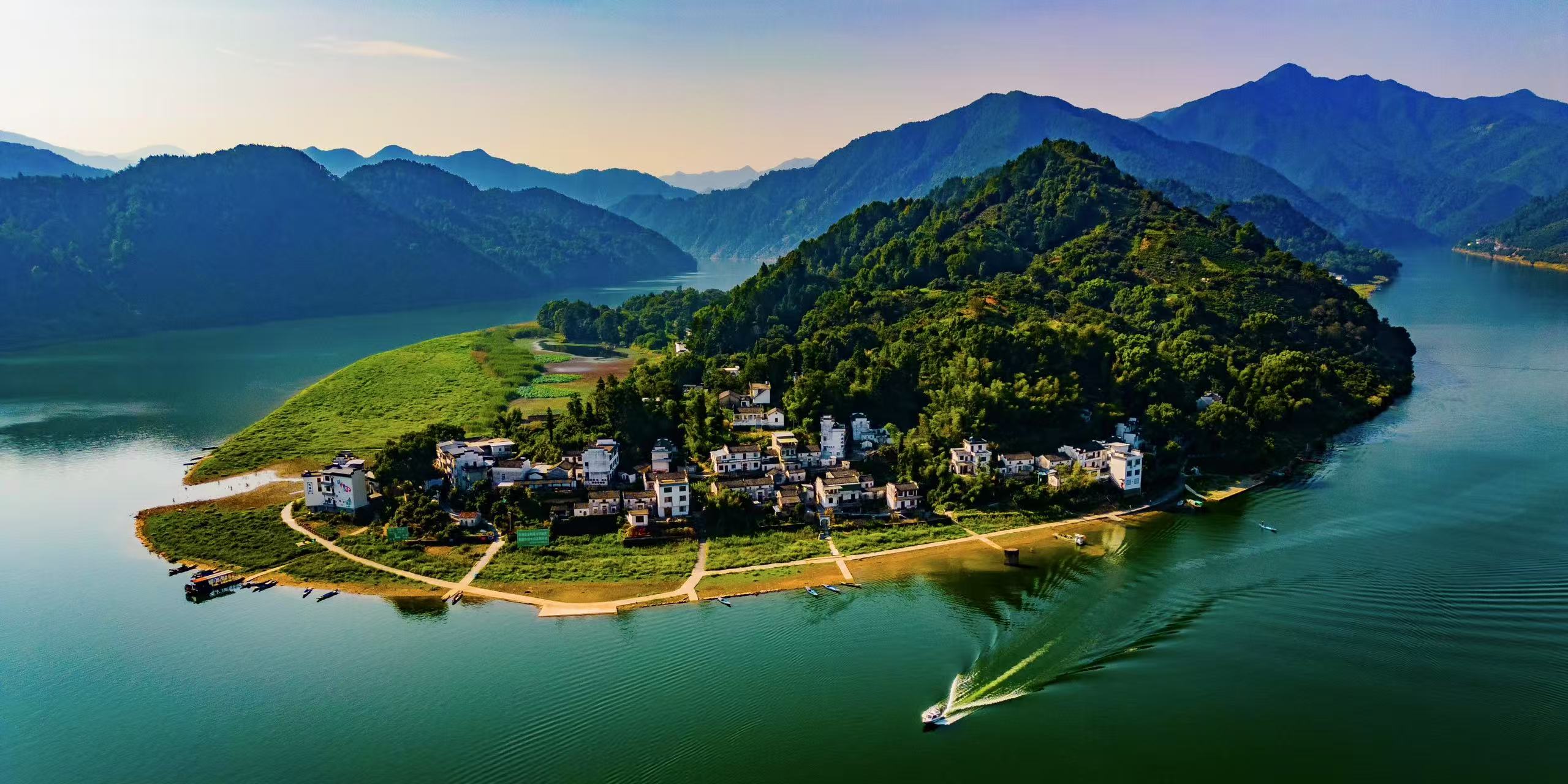 影如画的山水画廊